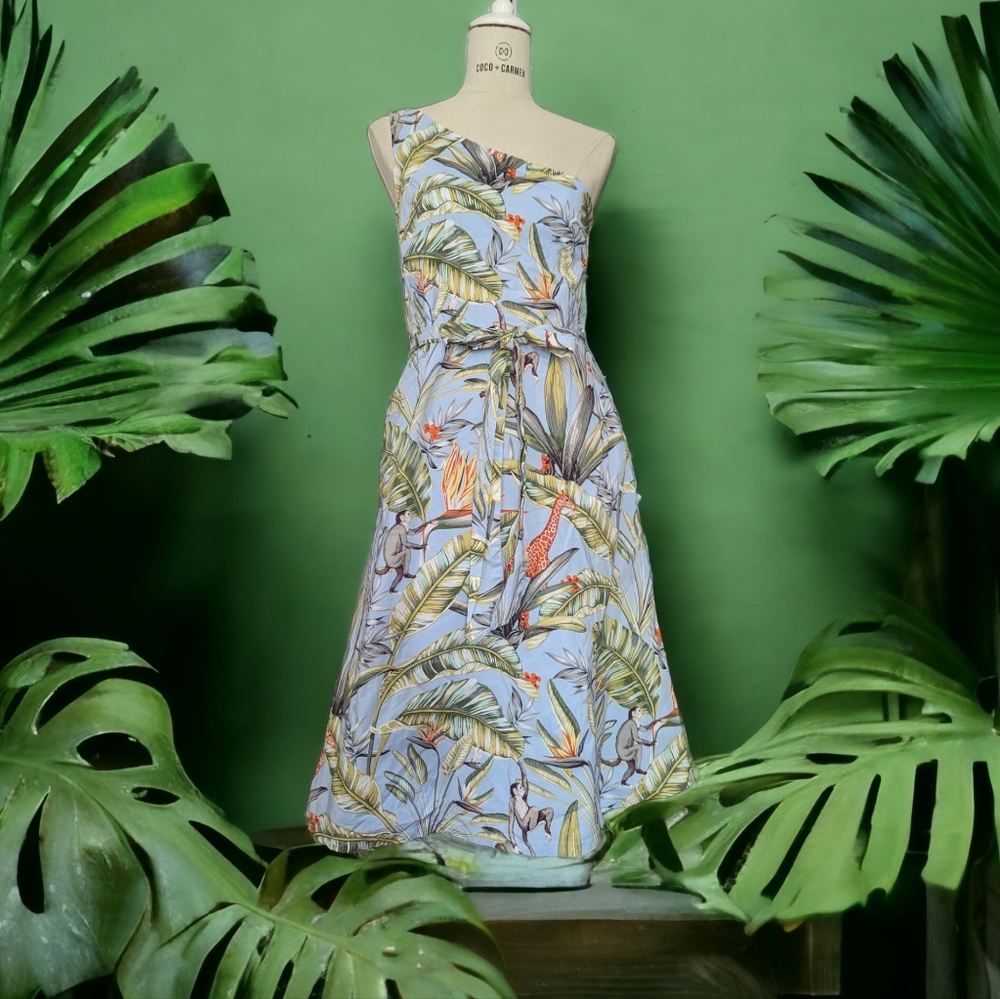 One shoulder beautiful dress